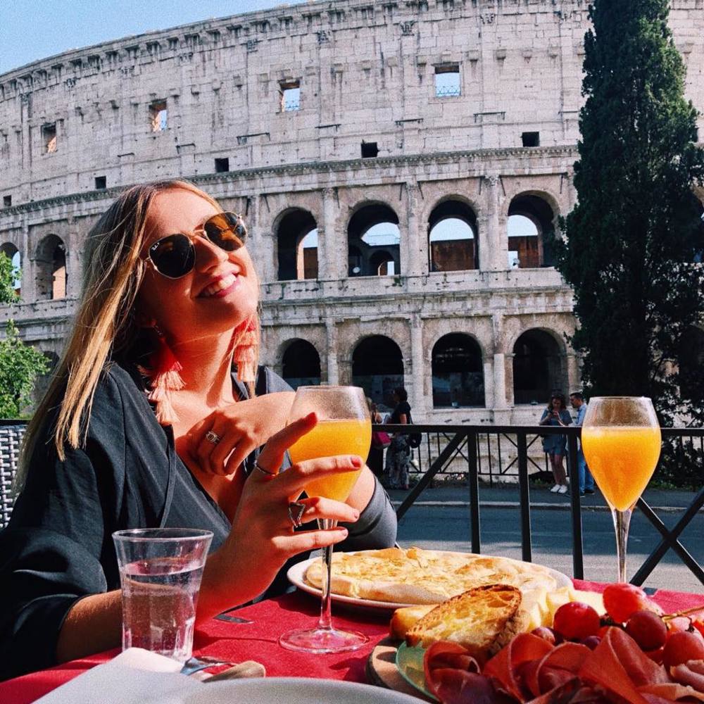 Meet your Posher, Taylor